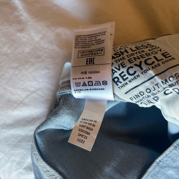 GAP Light Blue Flare & Wide Leg Jeans - Picture 9 of 9